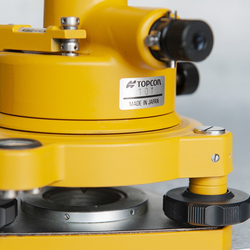Topcon 日廠稜鏡+基座